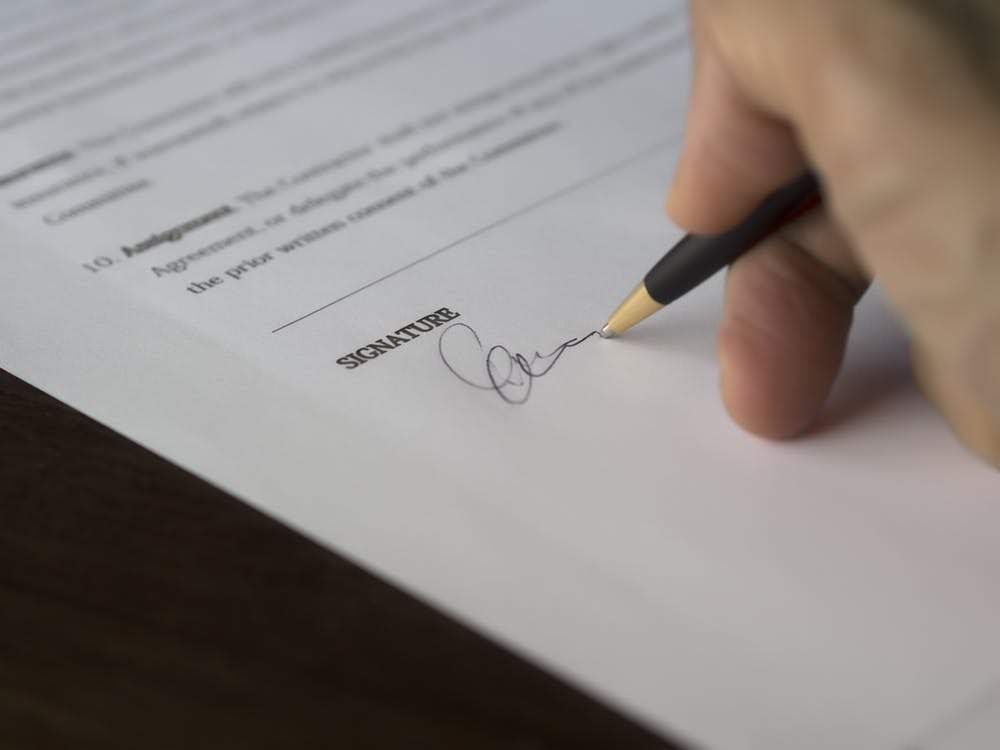 Comment puis-je informer le vendeur de ma volonté d’exercer mon droit de rétractation ?