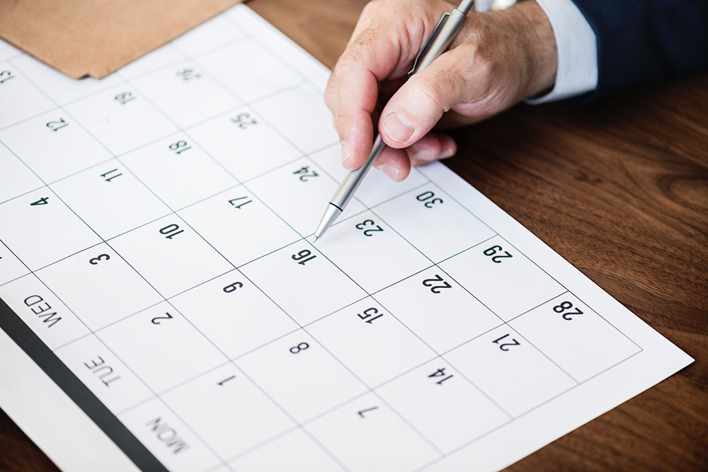 Les prestataires peuvent-ils renouveler un contrat automatiquement ?